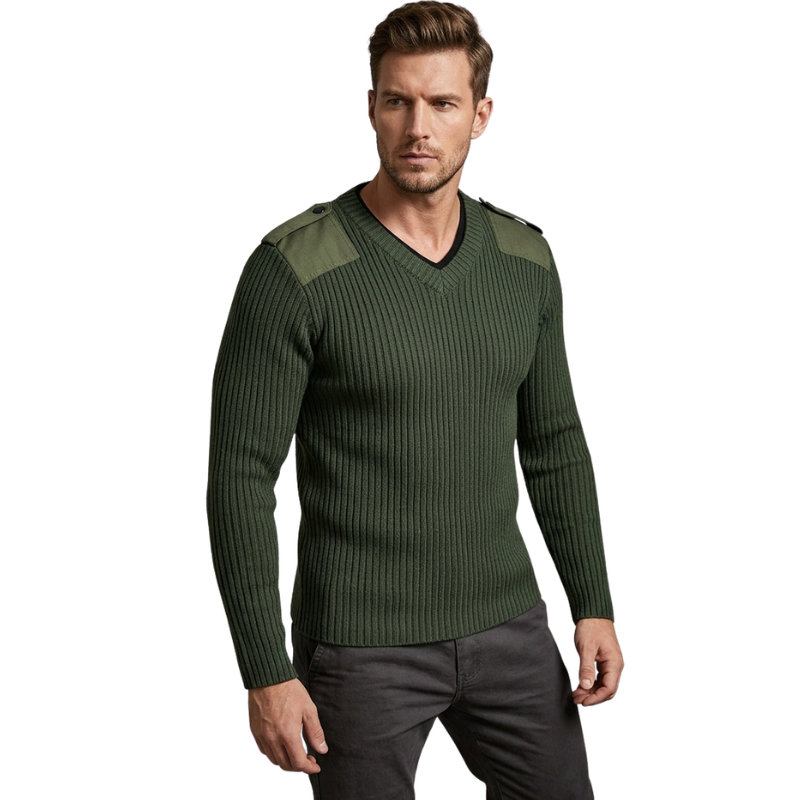 Pull motif militaire