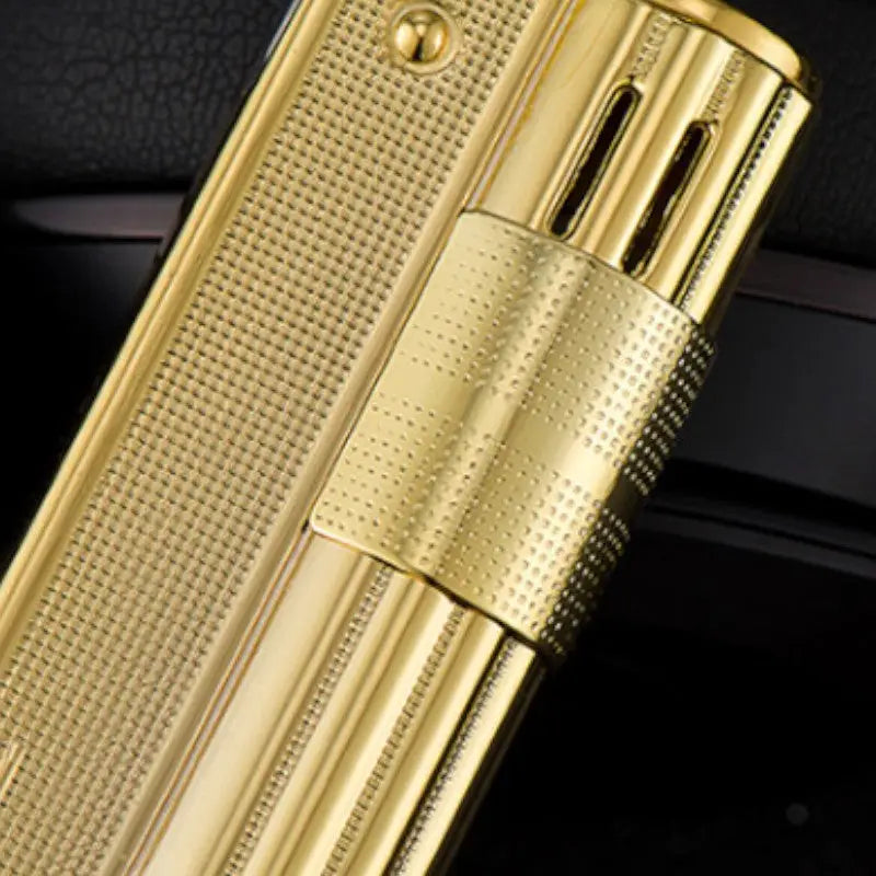 Briquet tempete ancien