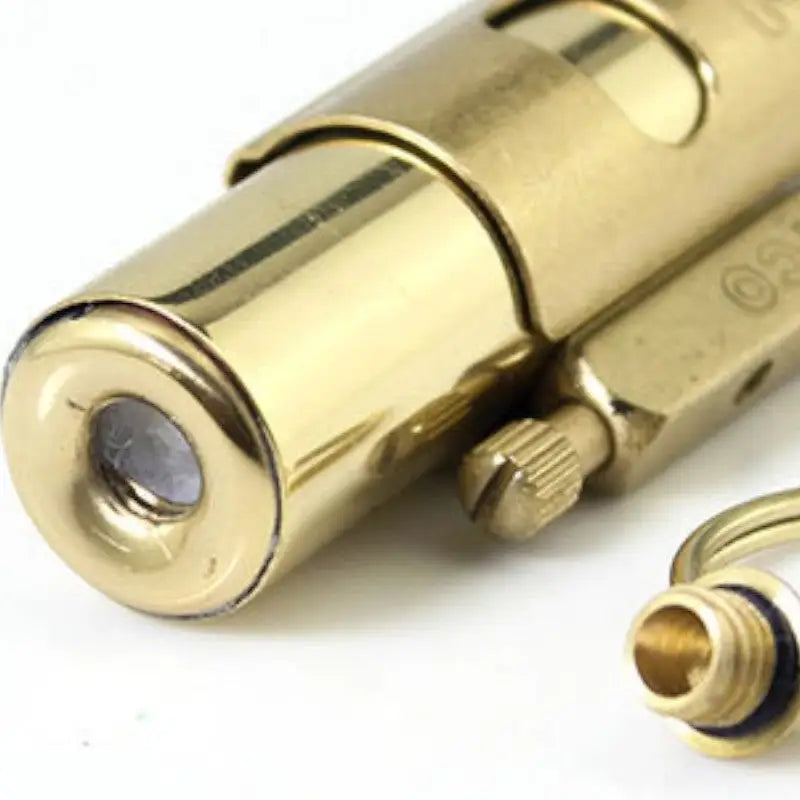 Briquet tempête vieux campeur