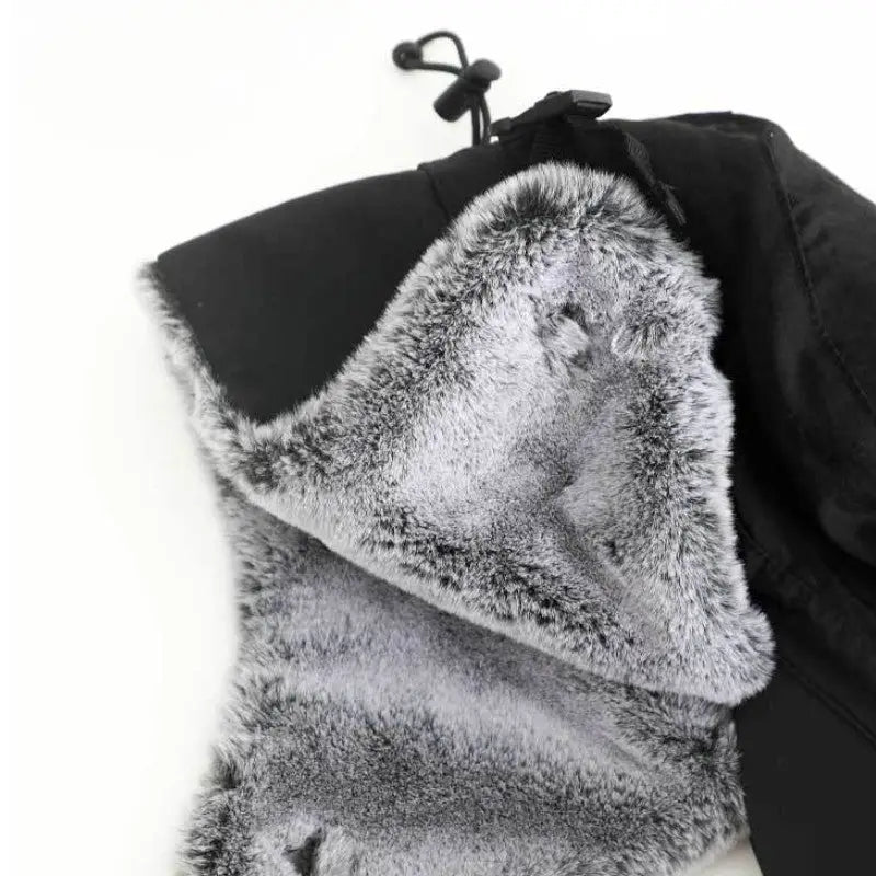 Casquette randonnée hiver avec fourrure