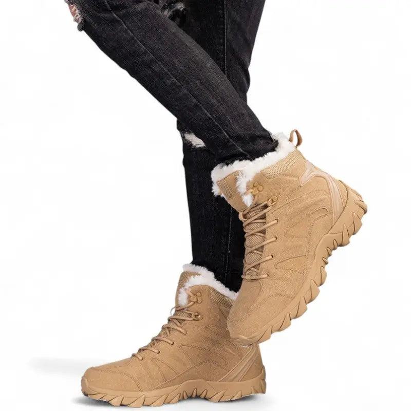 Chaussure grand froid combat