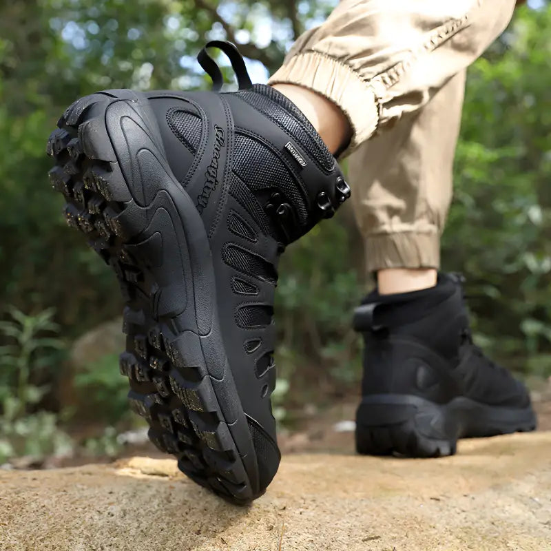 Chaussure mi haute technique militaire