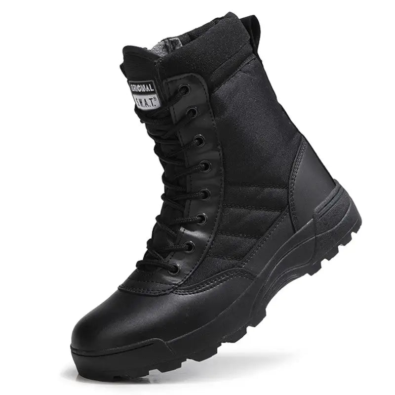 Chaussures noires militaires