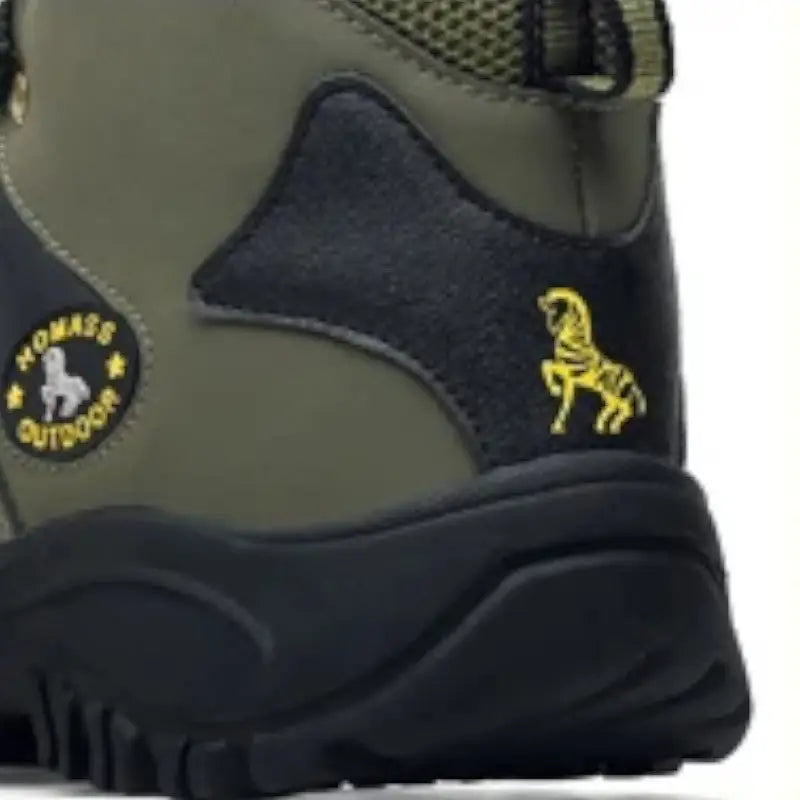 Chaussures type rangers homme