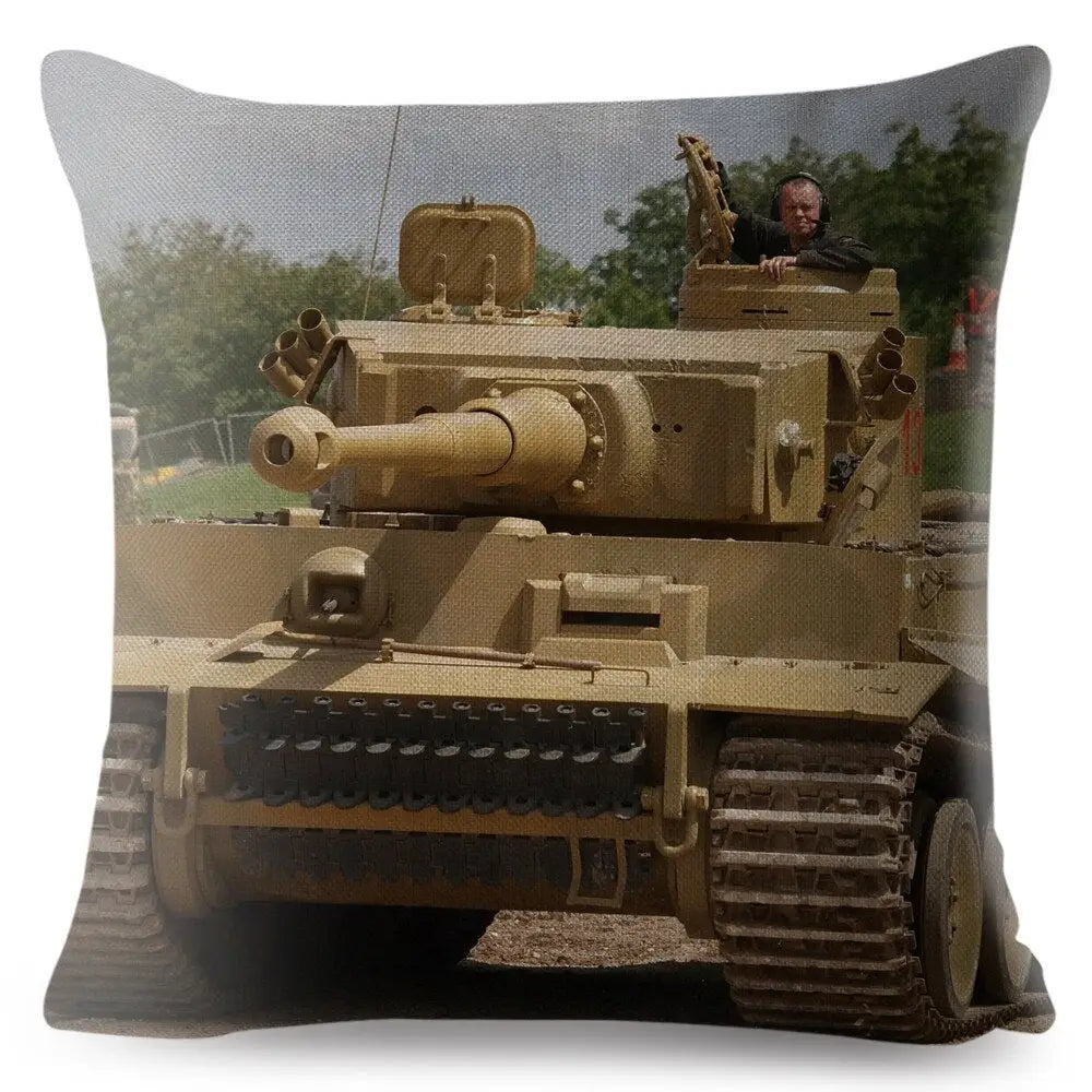 COUSSIN MILITAIRE - DÉCOR ARME DE GUERRE