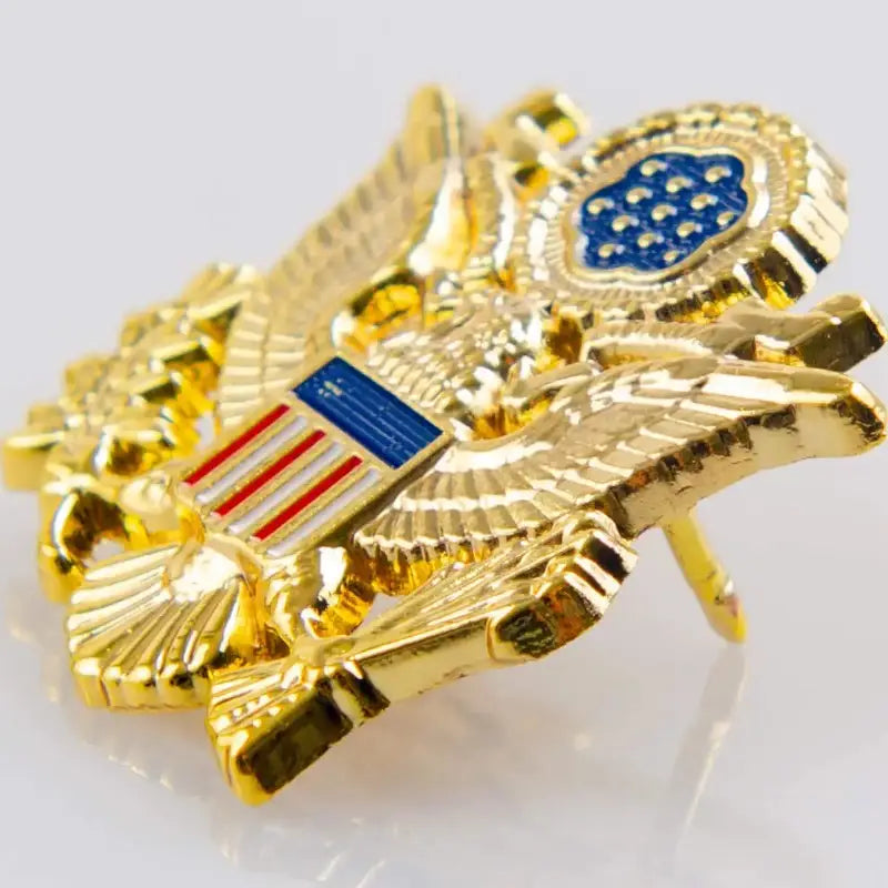 INSIGNE MILITAIRE - BADGE