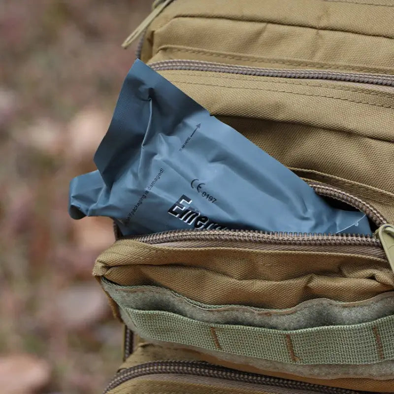 Kit de survie militaire complet