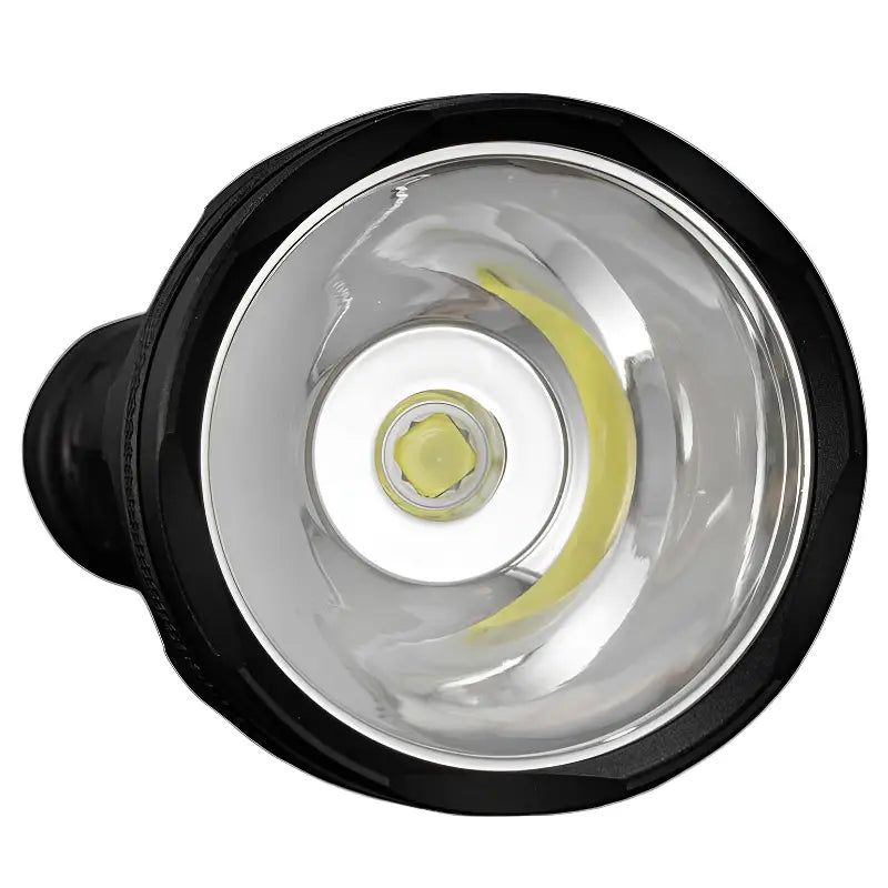 Lampe torche tres puissante