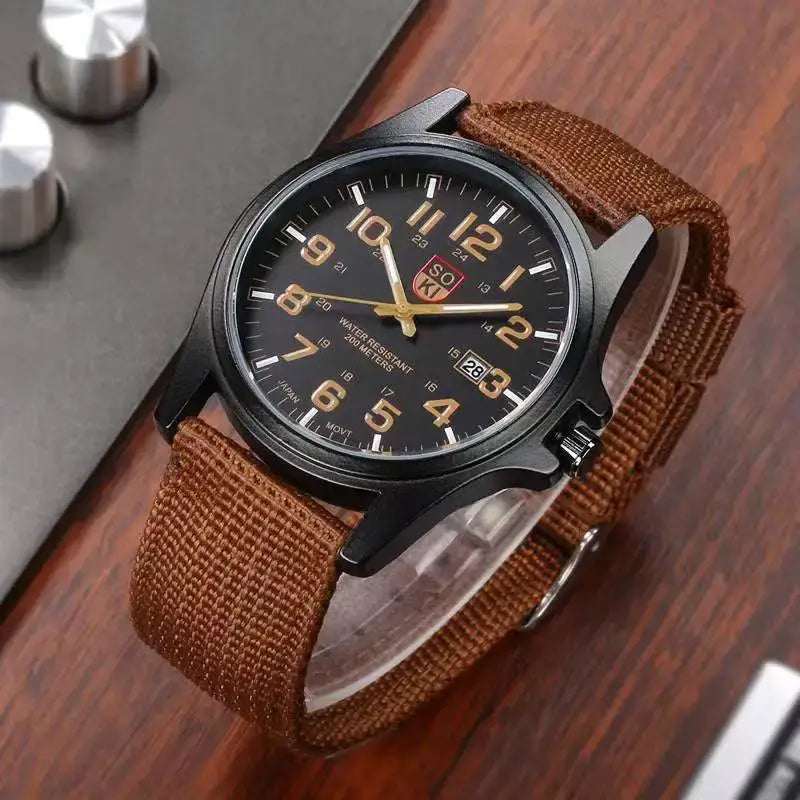 Montre bracelet militaire