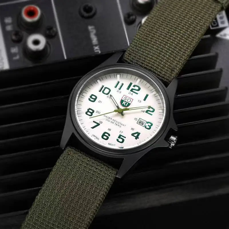 Montre bracelet militaire