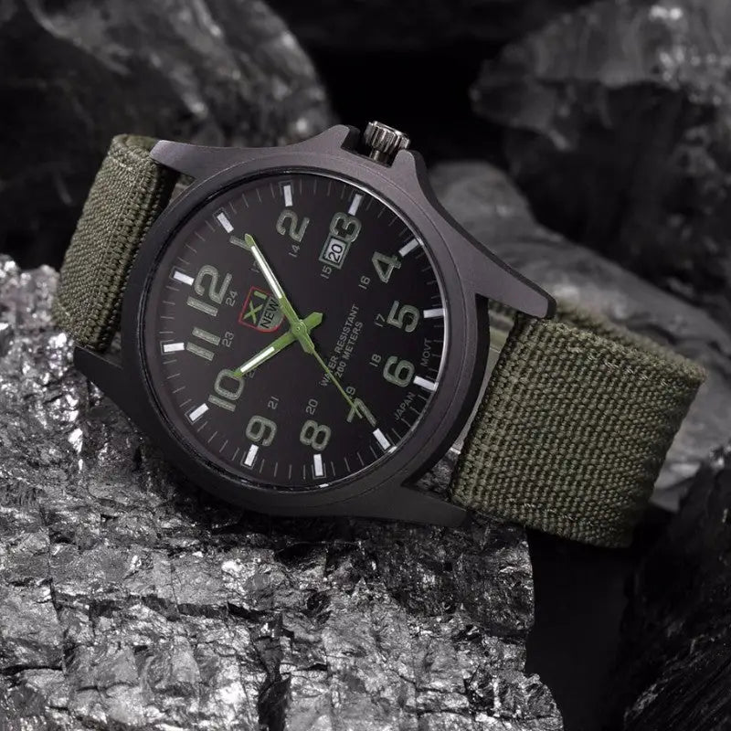 MONTRE MILITAIRE - ACIER INOXYDABLE DE MEILLEURE QUALITE