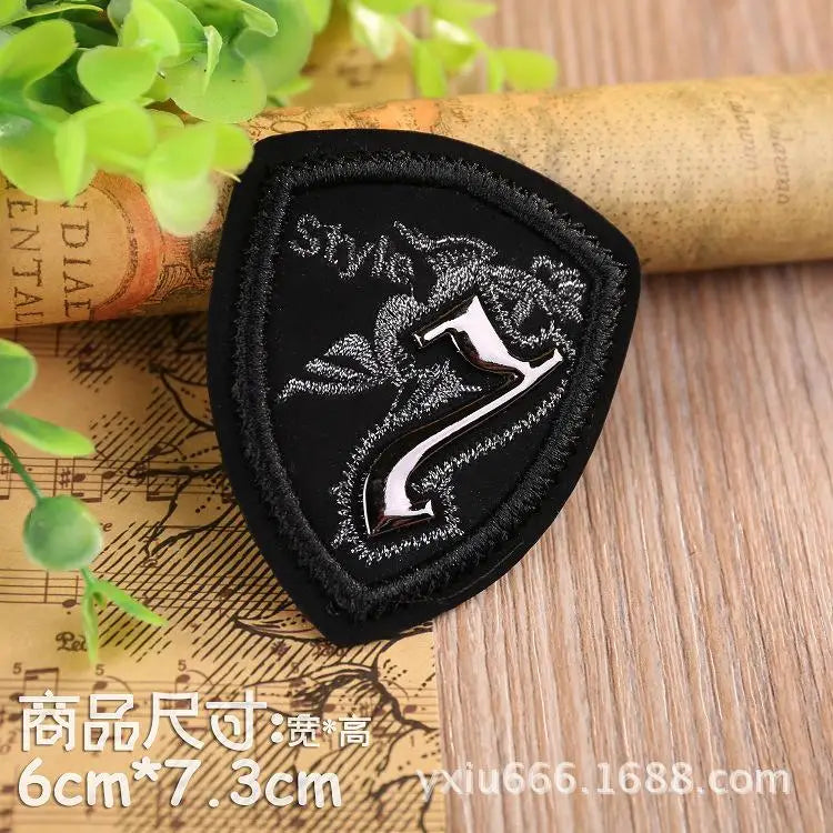 PATCH MILITAIRE AVEC MOTIF D’ALLIAGE