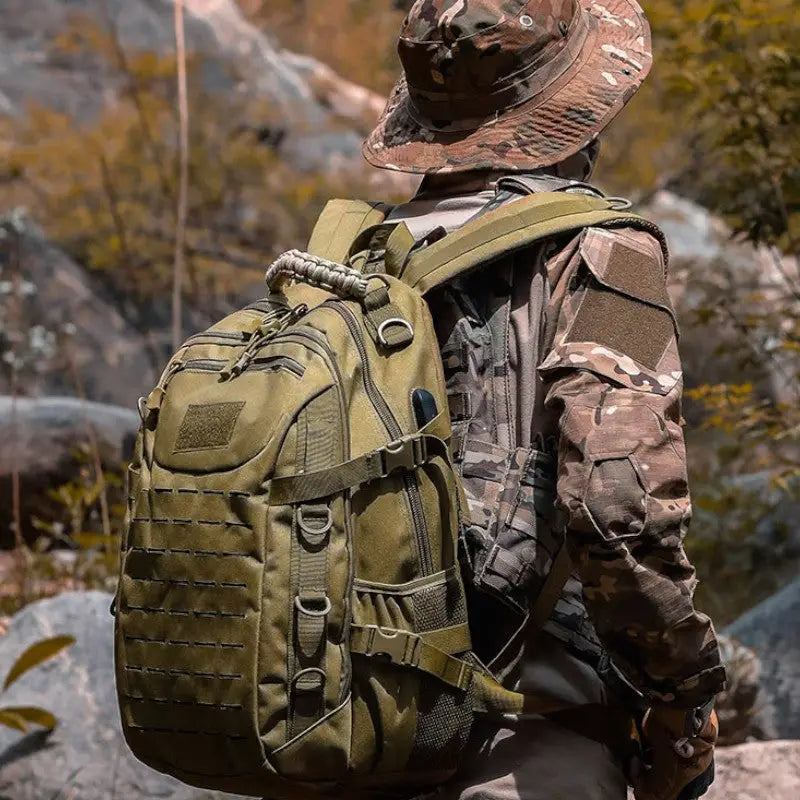 Sac à dos militaire