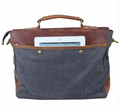 SAC MILITAIRE VINTAGE SOLIDE
