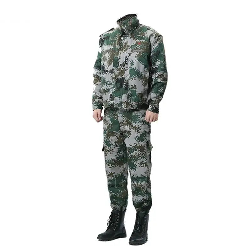 Treillis vêtement militaire