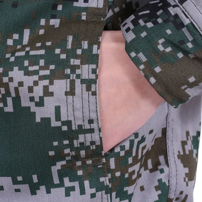 Treillis vêtement militaire