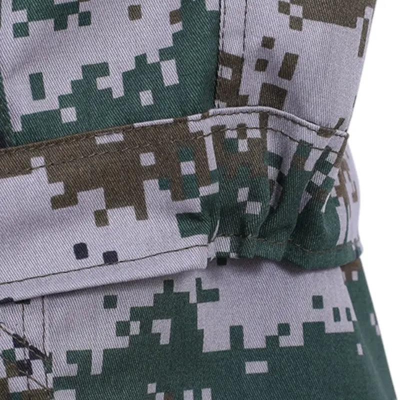 Treillis vêtement militaire