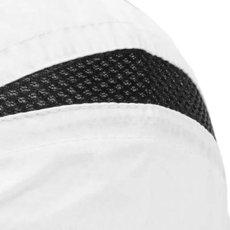 Casquette blanche randonnée