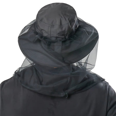 Chapeau randonnée avec moustiquaire