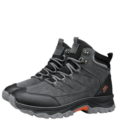 Chaussure de marche montante