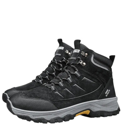 Chaussure de marche montante