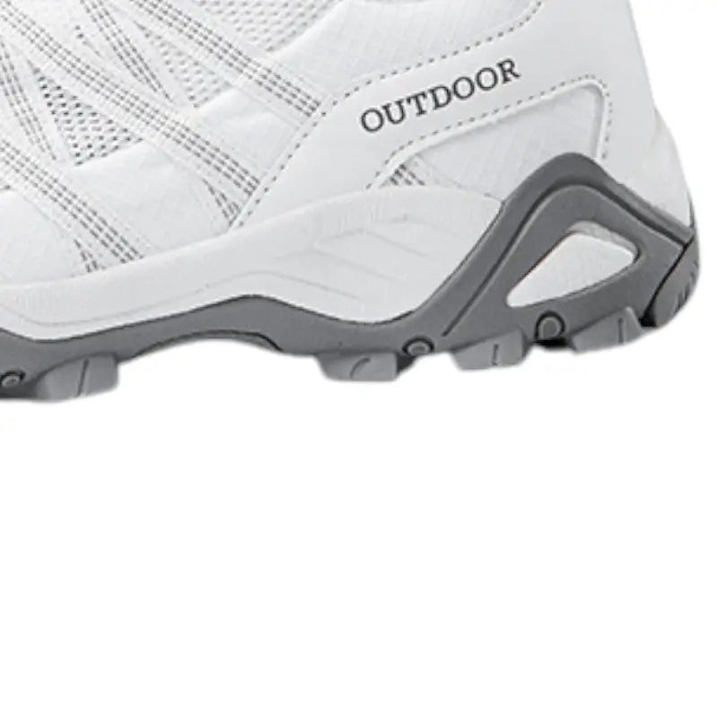 Chaussure de marche résistante