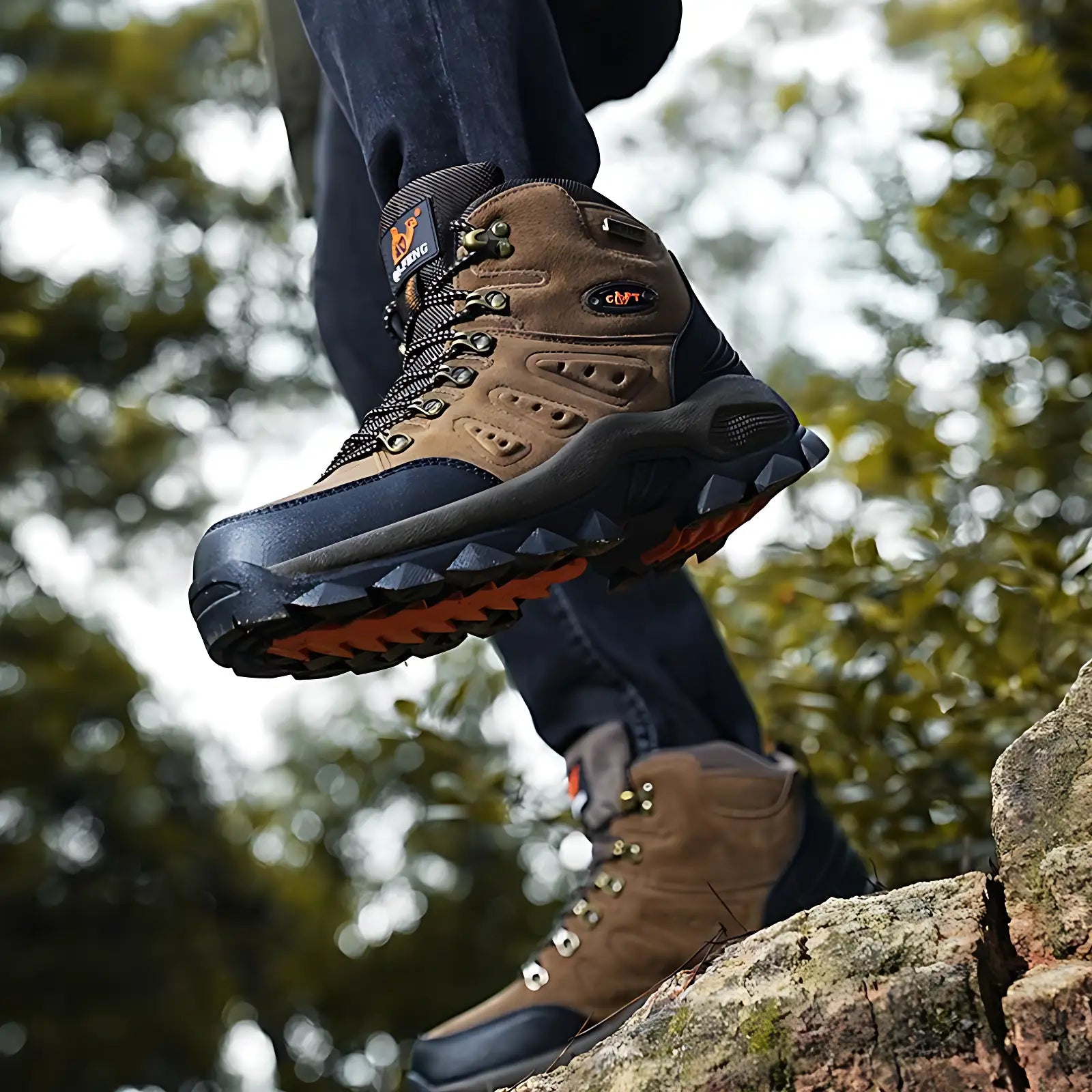 Chaussure de randonnée montante