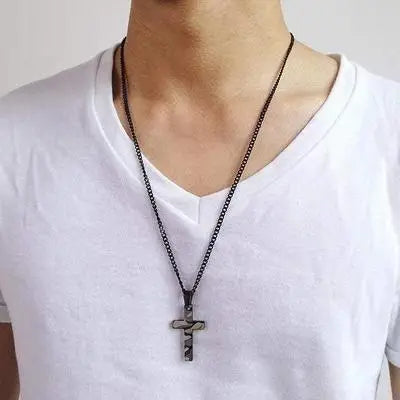 COLLIER MILITAIRE AVEC MOTIF DE CROIX (CÉRAMIQUE)