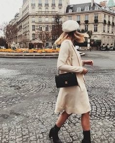 Comment se porte le béret ?