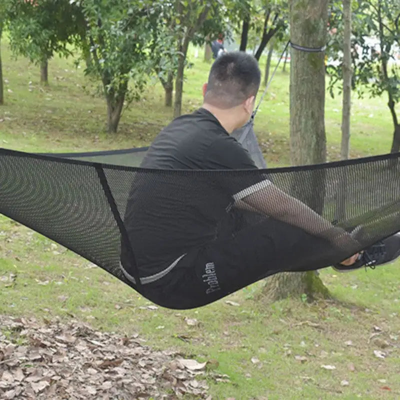 Hamac triangle suspendu