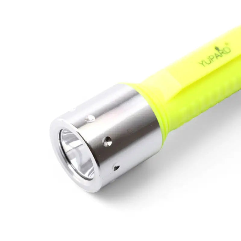 Lampe torche led de plongée
