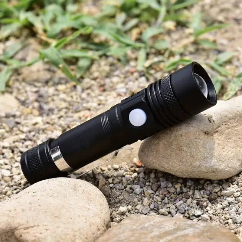 LAMPE TORCHE - RECHARGEABLE