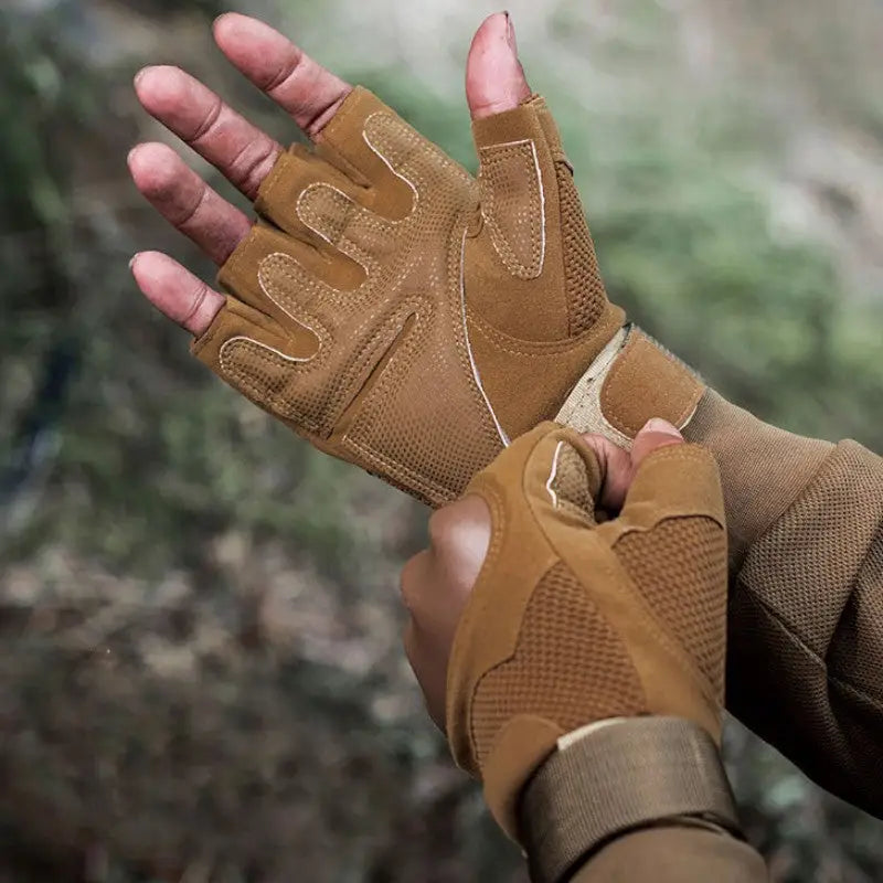 Mitaine militaire résistante femme