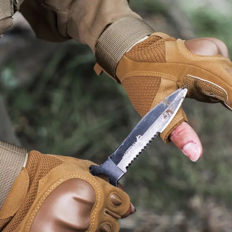 Mitaine militaire résistante femme