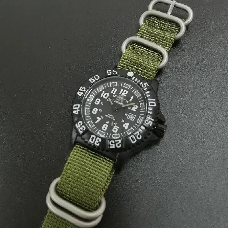 Montre des forces spéciales