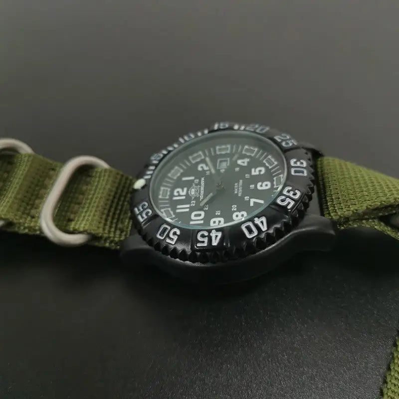 Montre des forces spéciales