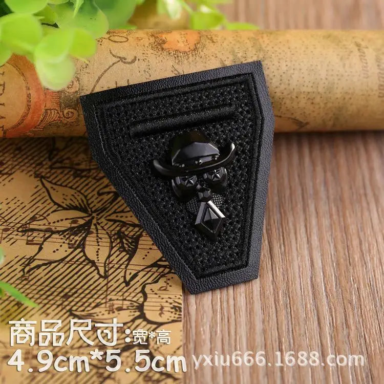 PATCH MILITAIRE AVEC MOTIF D’ALLIAGE