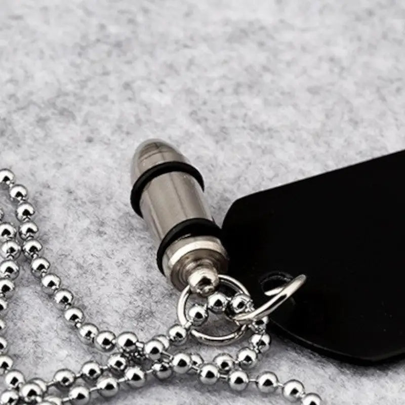 PLAQUE MILITAIRE AVEC MOTIF MUNITION (ACIER INOXYDABLE)