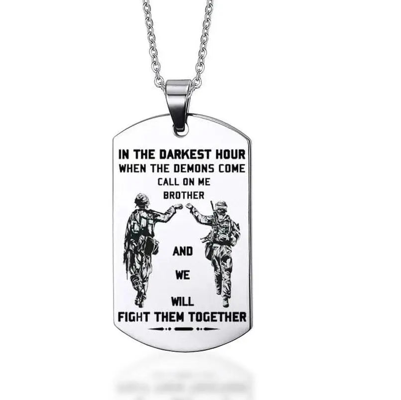 PLAQUE MILITAIRE EN TAILLE UNIQUE (ARGENT)