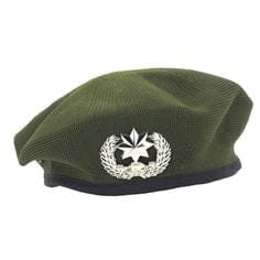 Pourquoi béret militaire ?