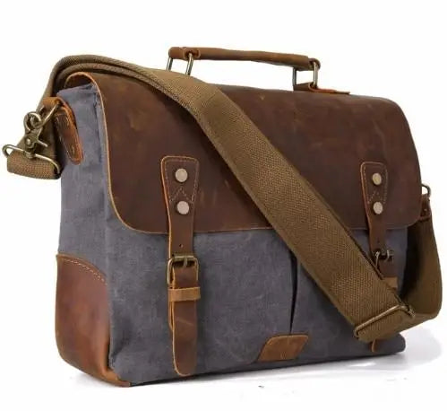 SAC MILITAIRE VINTAGE SOLIDE