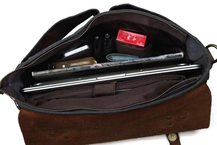 SAC MILITAIRE VINTAGE SOLIDE