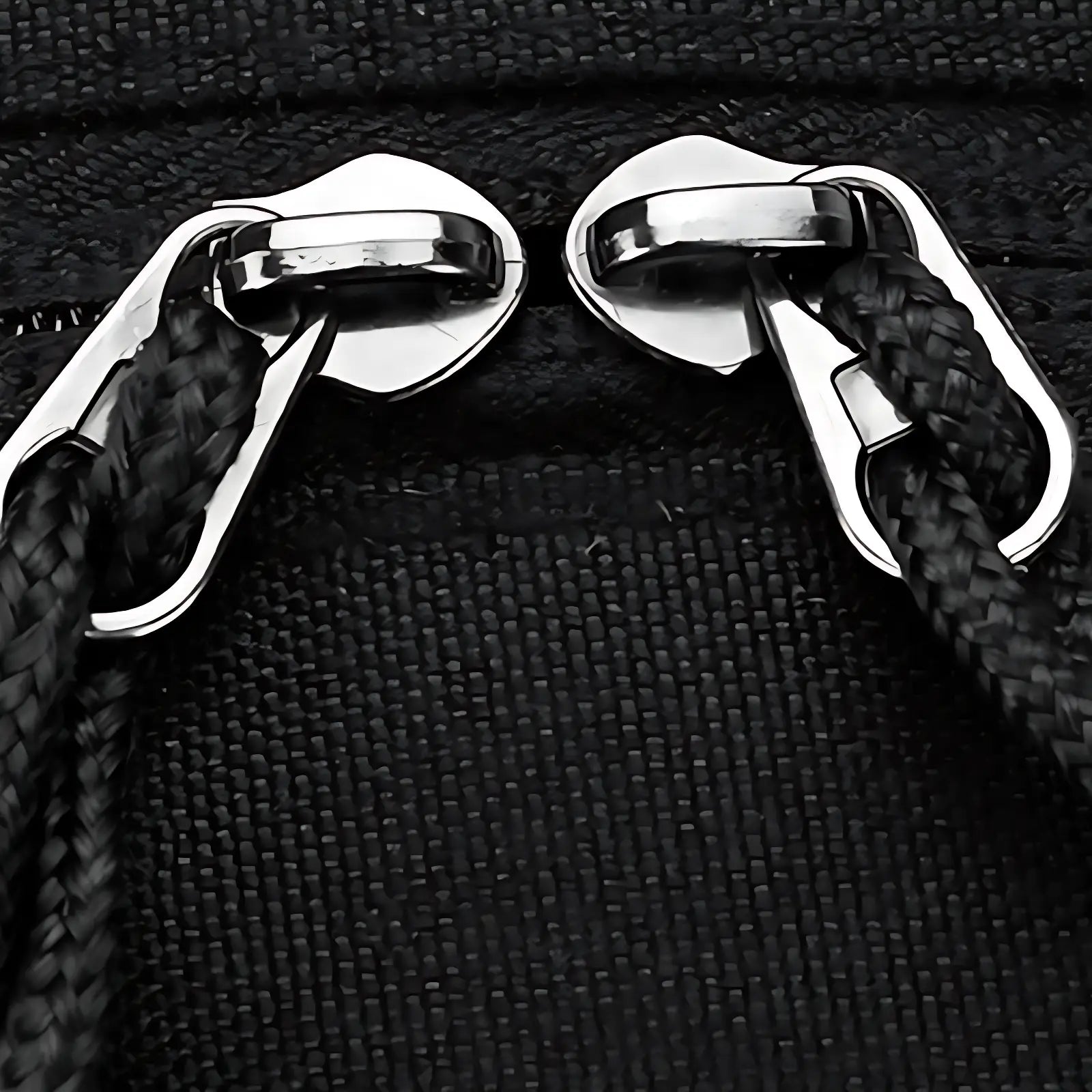 Sac noir militaire