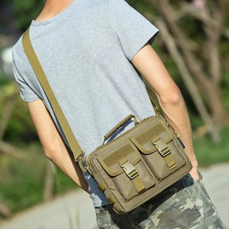 SACOCHE MILITAIRE - EQUIPE AÉRIENNE