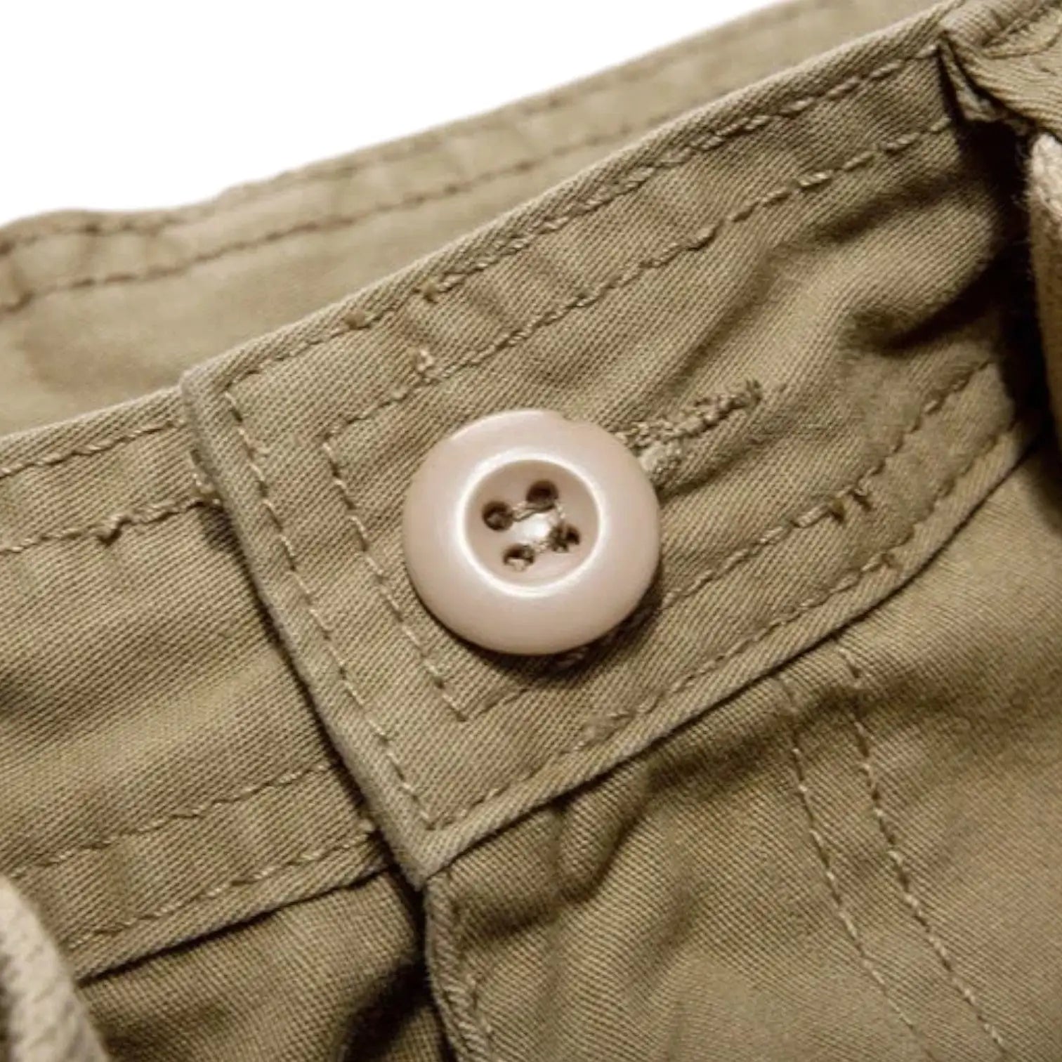 SHORT MILITAIRE EN PLUSIEURS COLORIS