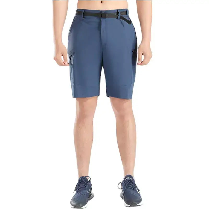 Short randonnée homme sport nature