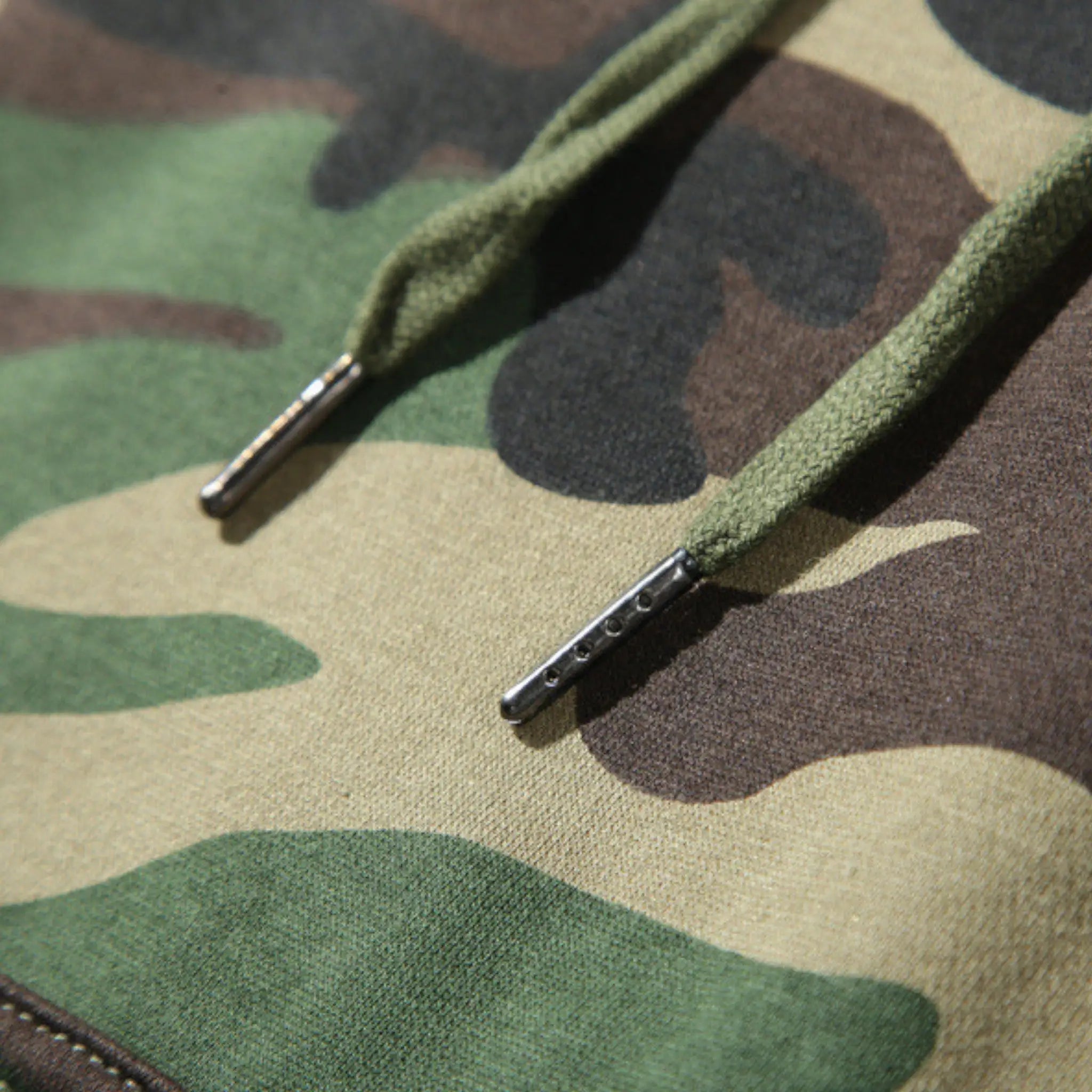 Sweat capuche militaire