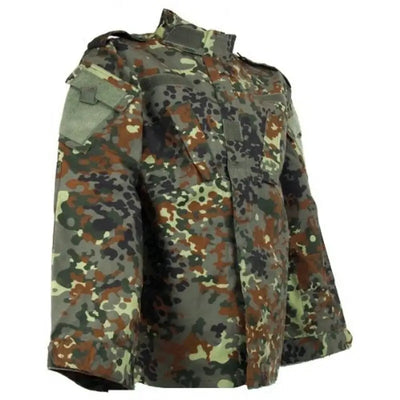 Treillis de camouflage militaire