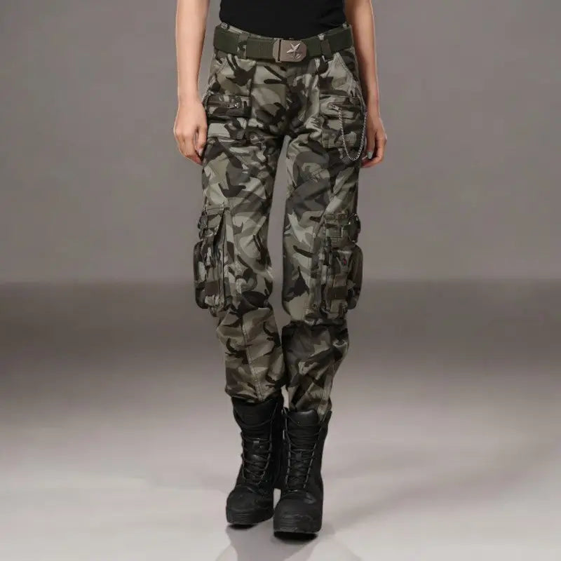 Treillis militaire femme