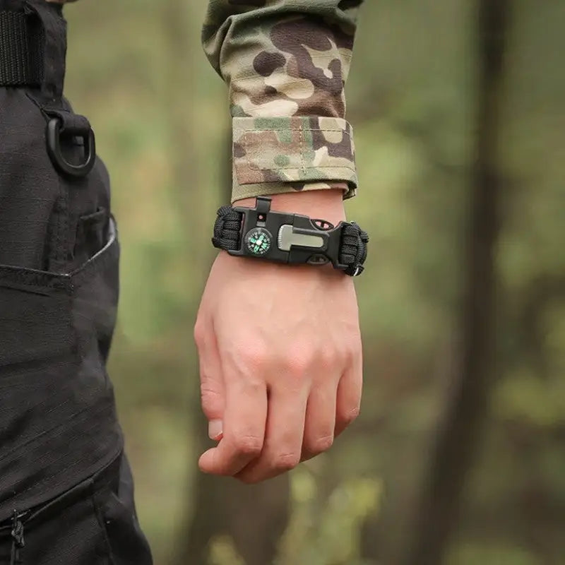 Tressage bracelet survie